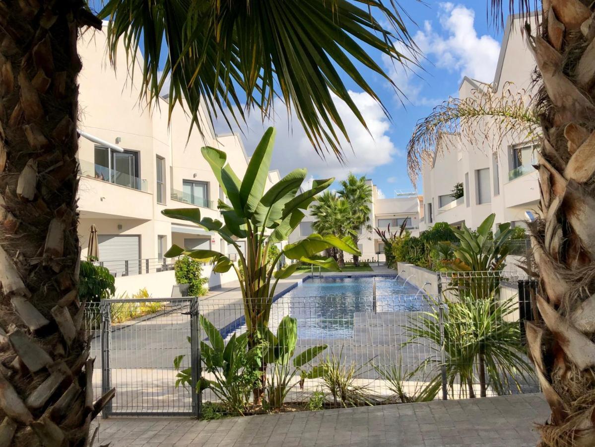Villa Amalia 54 Torrevieja Exterior photo
